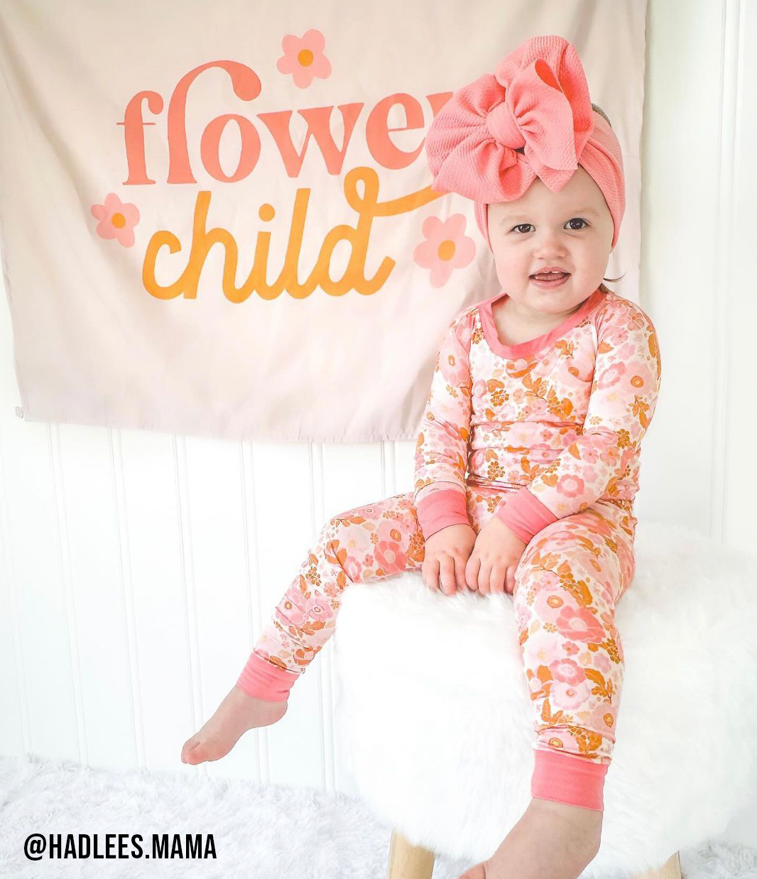 FLOWER CHILD BANNER | WALL DECOR