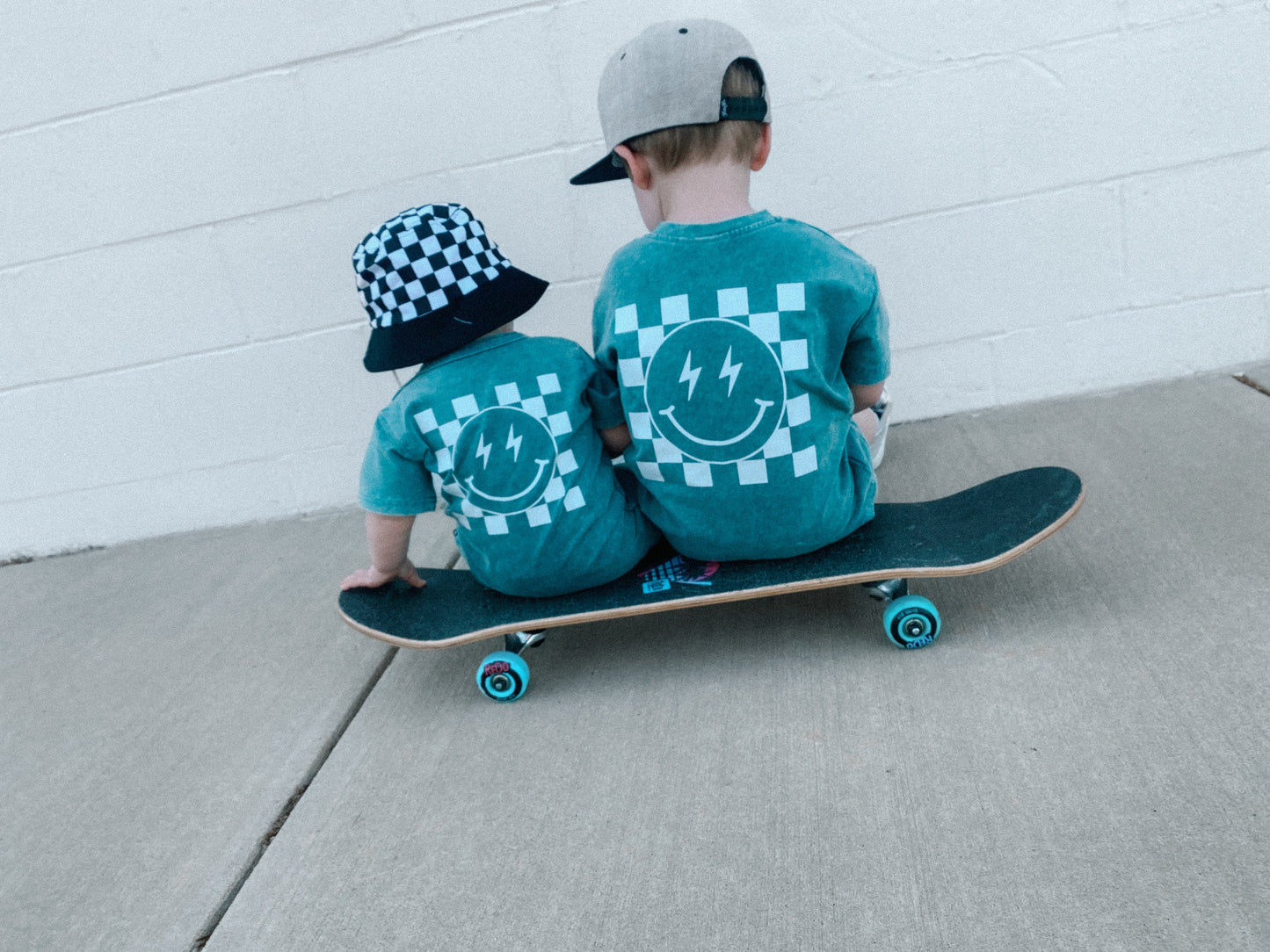 PEACOCK ACID • SHORTS & TEE SET