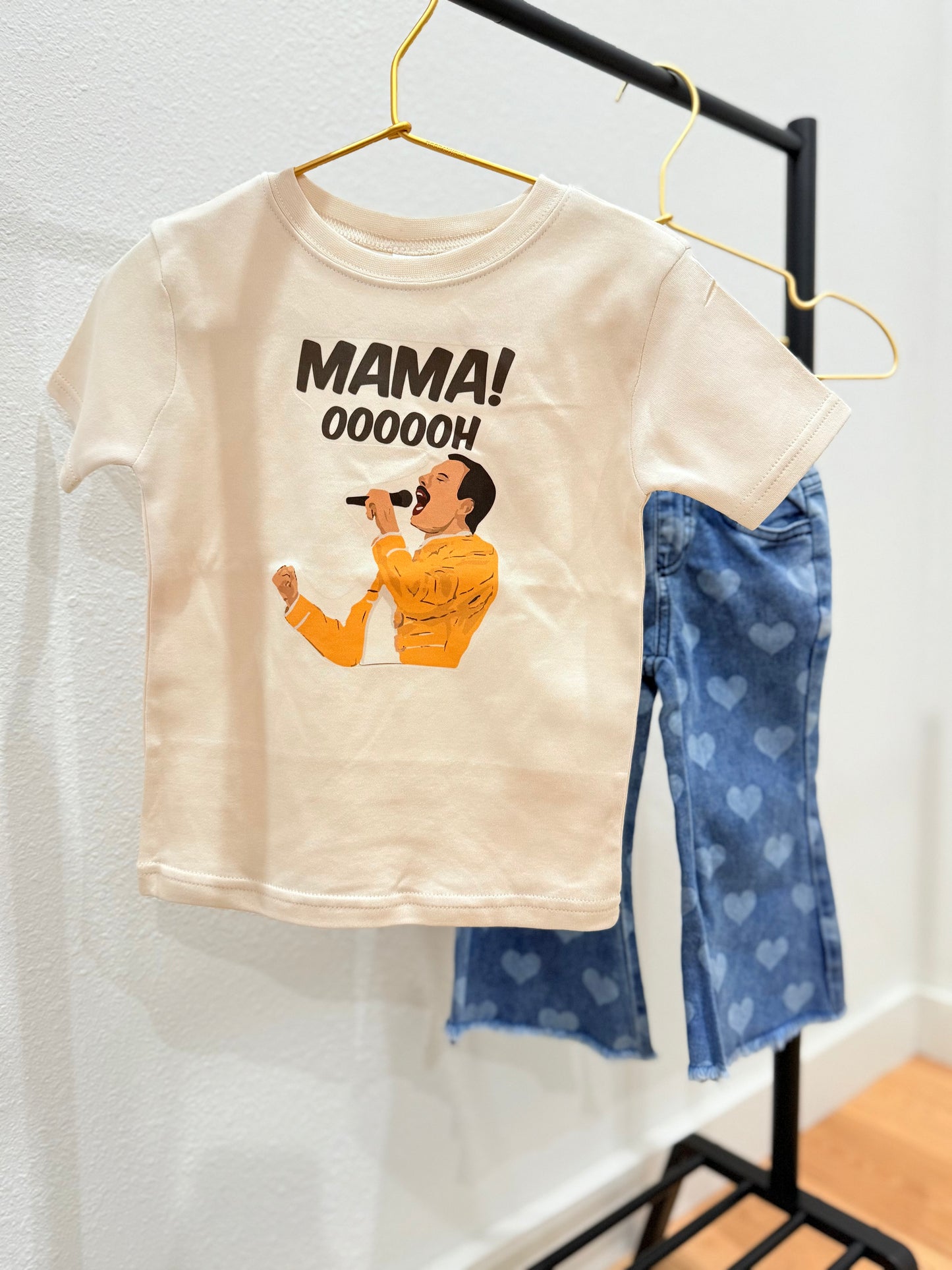 MAMA OOOOOH | GRAPHIC TEE