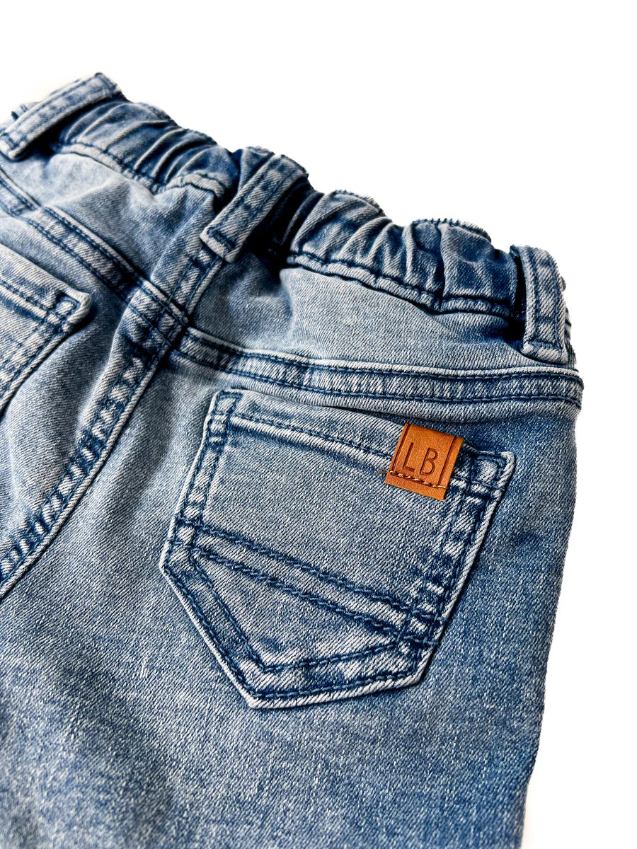 ROLLED DENIM SHORT